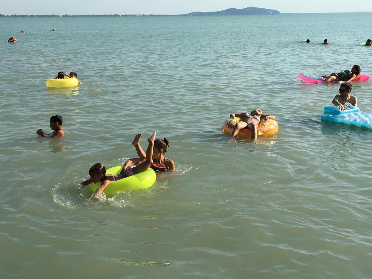 Balaton Wellness Tom Cat Nyaralo 1 Wellness Es 1 Gyermekbarat Apartmannal Kovagoors Zewnętrze zdjęcie
